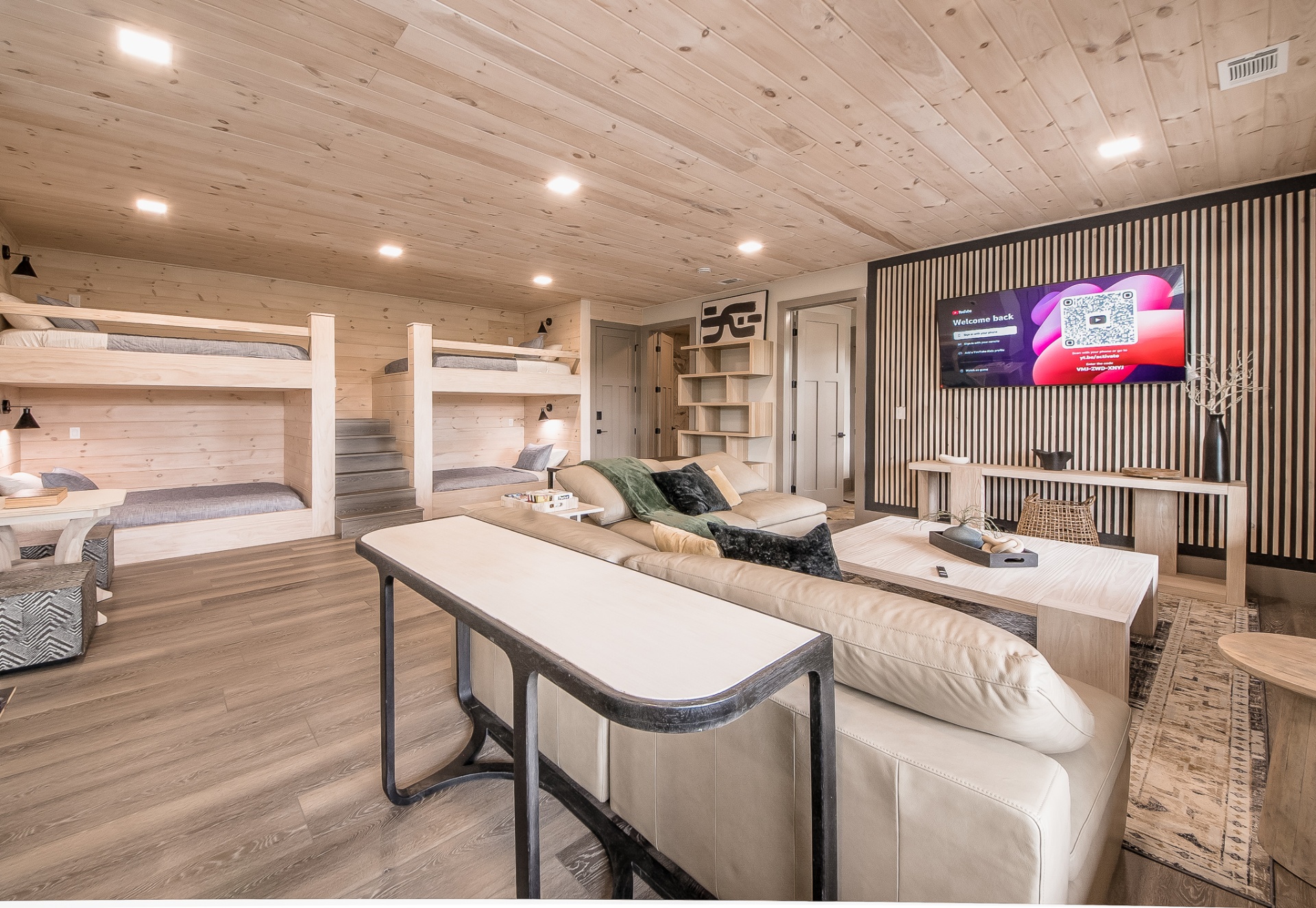 Cloud 9 — Bunk Lounge